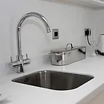 Max Serviced Apartments Richmond Gardens