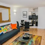 Riverside 2 Bed Apartment