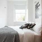 The Notting Hill Nook - Bright & Quiet 2Bdr Apartment