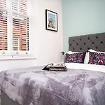 Carnaby Studios By Indigo Flats