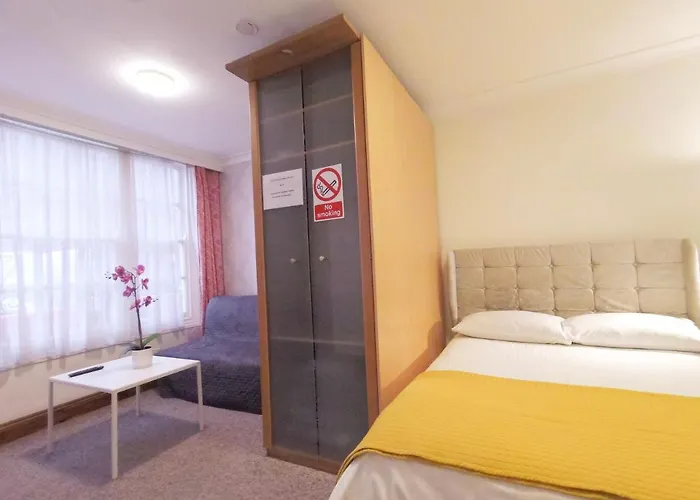 Flat 1 At 6 Taunton Mews
