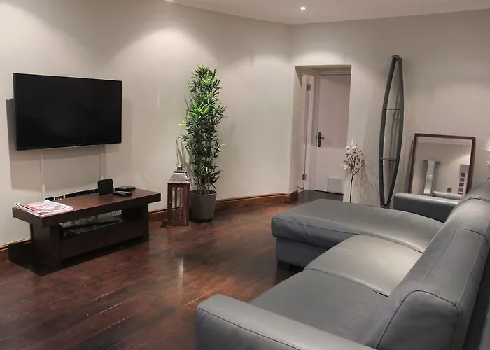 Paddington Patio Apartment