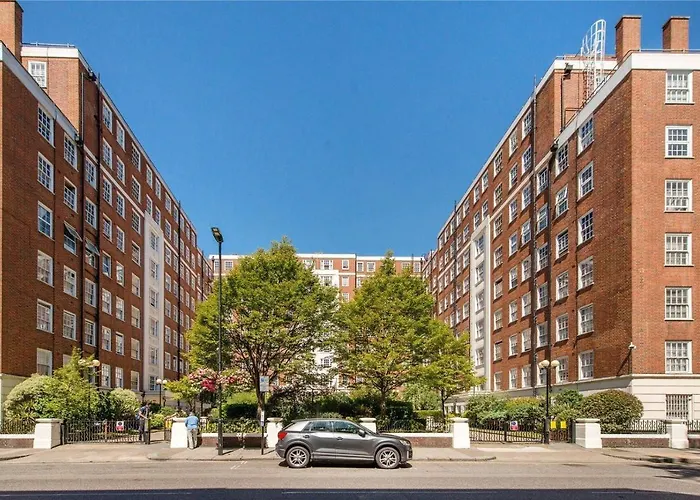 Oxford Street Apartment