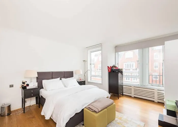 Sloane Square Luxury Flat