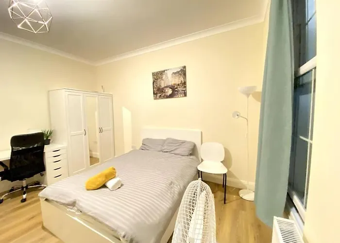 Private Studio In Central London Moments From Oxford St