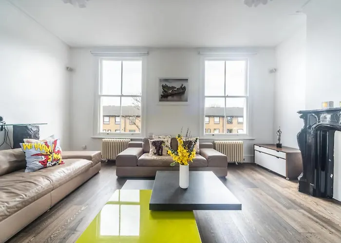 Pass The Keys Stylish 3-Bed Duplex Apartment Near Notting Hill