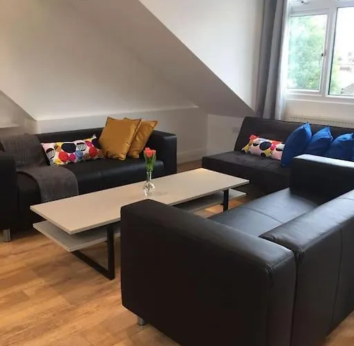Spacious 3Bedroom Flat