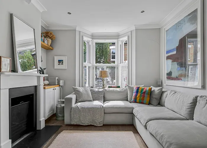 Elegant Big House In Wandsworth, Close To Clapham, London