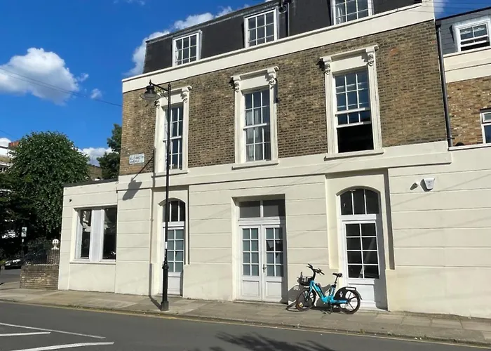 Lovely Flat In Highbury & Islington London