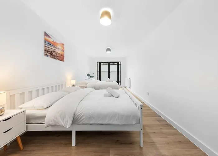 Spacious Sleep 14 - 1 Min From Tooting Station Mr3