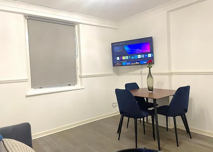 Centrally Located Budget Apartment 3Mins To Tube