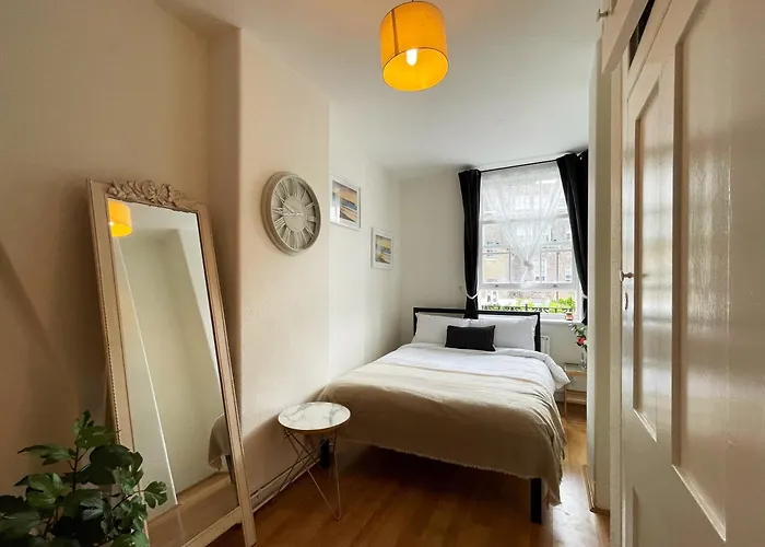 Harper\'S Place Near Kings Cross - 2 Double Beds, 1 Sofa Bed, Great Location, Ideal For Families