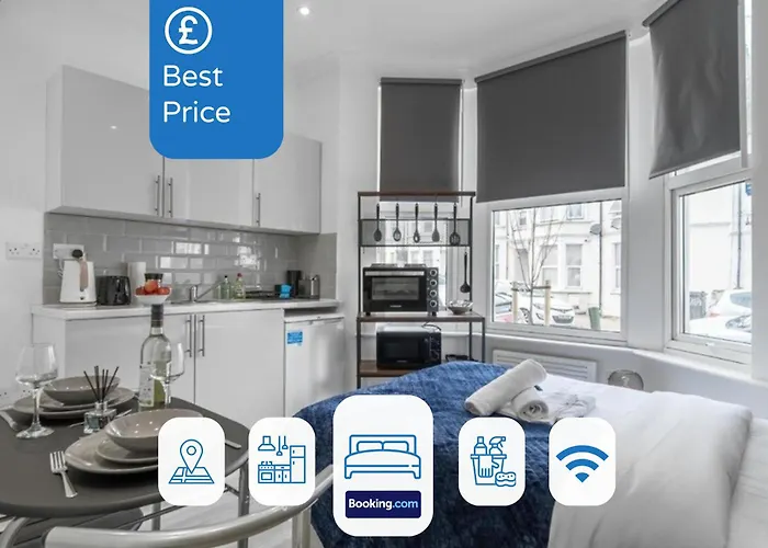 Modern Studio Room By Livestay Short Lets & Serviced Accommodation London