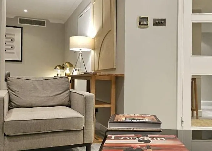 Estatesmen Park Lane Mayfair Apartment