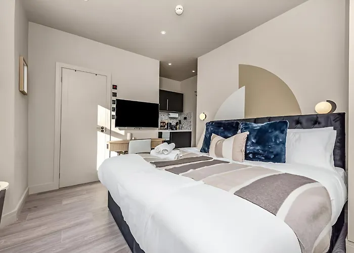 Delightful Studio Suite With Modern Kitchenette