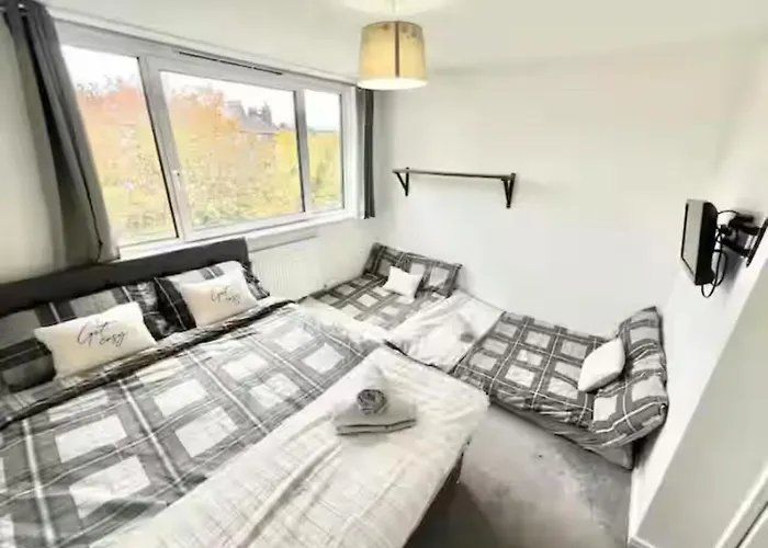 Paddington Private Room Sleeps 4
