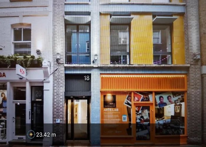 Charming Soho\'S House