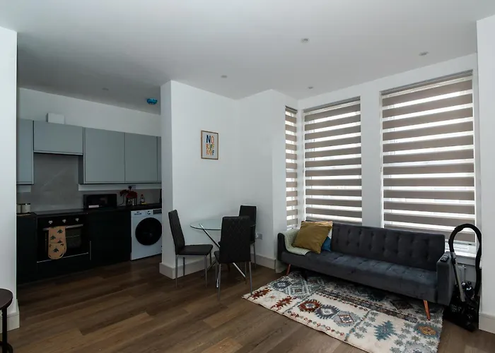 Tranquil 1Br In Hendon