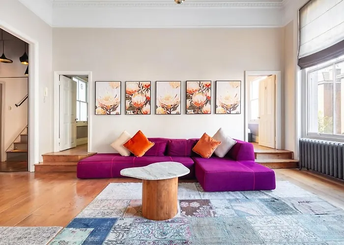 3Bed Design Gem In Kensington