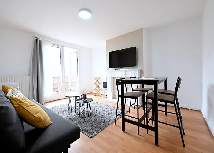 Stunning 2-Bedroom Apartment