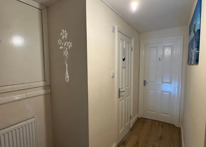 Cozy Room 7