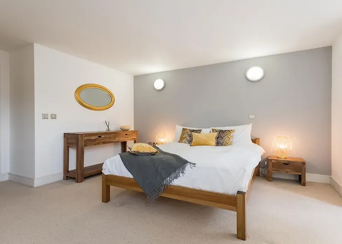 Creed 3 Bed London Bridge House