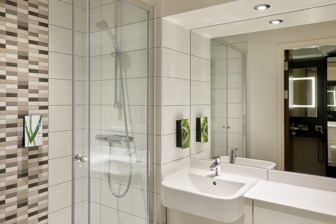 Premier Farringdon 3*