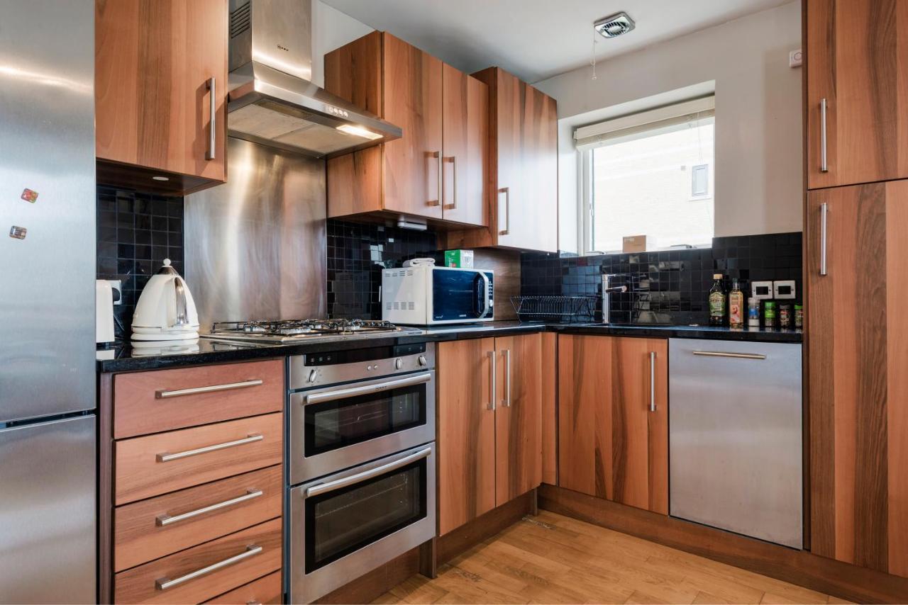 Appartement Panoramic Docklands With Waterfront Views Londen