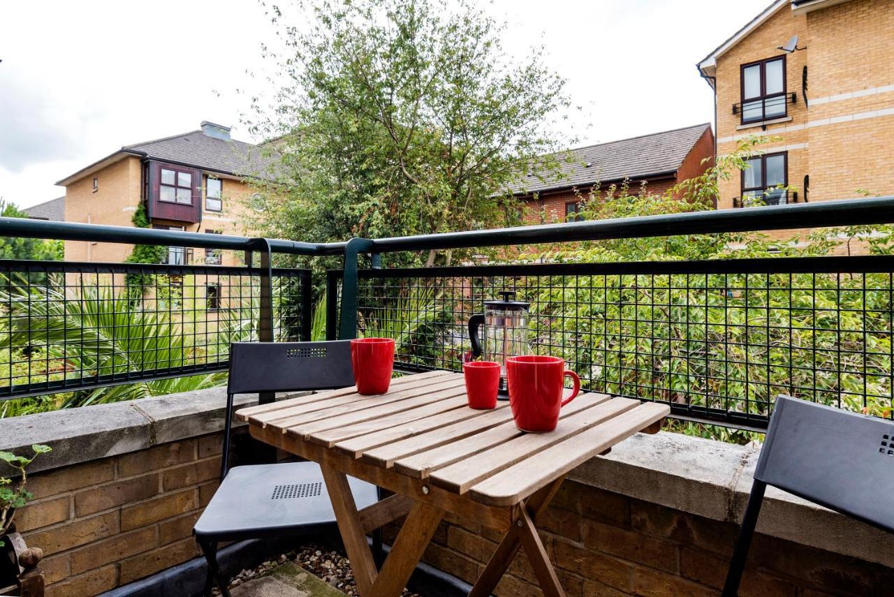 Appartement Panoramic Docklands With Waterfront Views *
