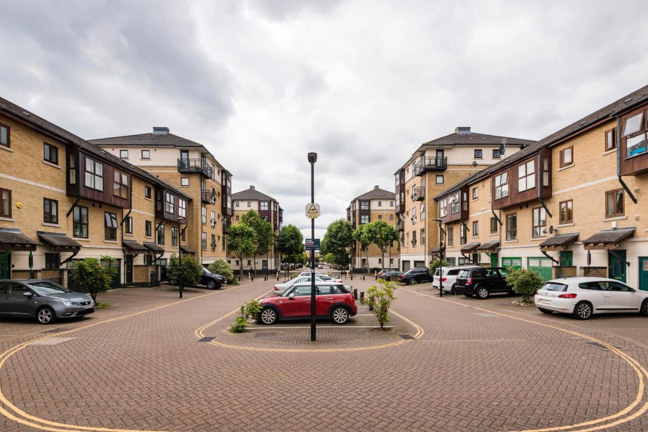 Panoramic Docklands With Waterfront Views * Londen