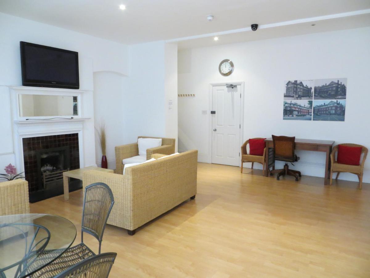 Brandenburgh House Apartment