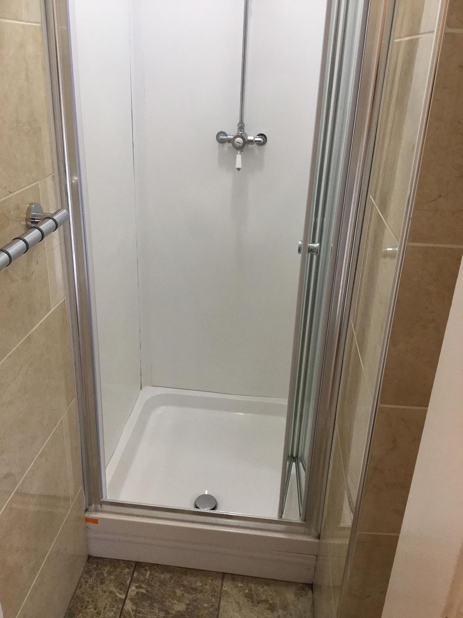 Hostel Onefam Waterloo 18-36 Years Old London