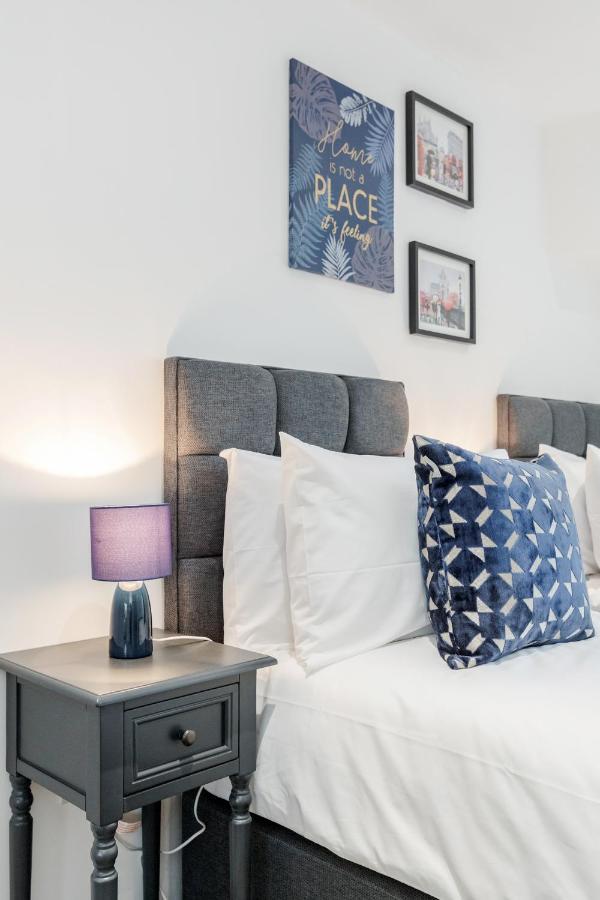 Appartement Watford Town Centre, Serviced One Bed Flat With Choice Of King Or Twin Beds, Sleeps Up To 4 Sharing, Free Wifi And Free Movies *
