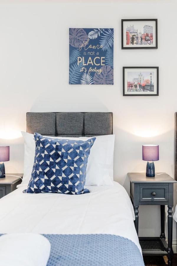 Watford Town Centre, Serviced One Bed Flat With Choice Of King Or Twin Beds, Sleeps Up To 4 Sharing, Free Wifi And Free Movies Appartement *