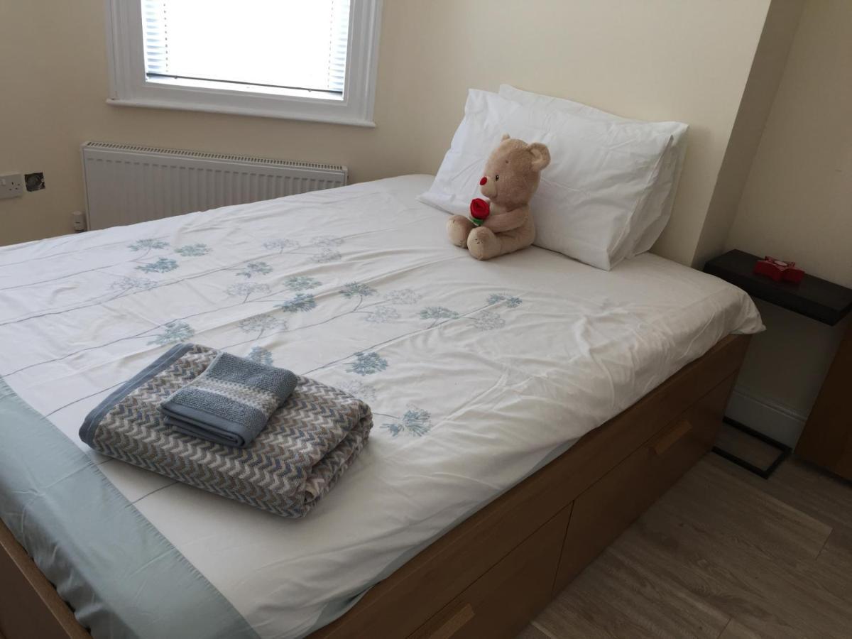 Yellow House Chelsea Bed & Breakfast London