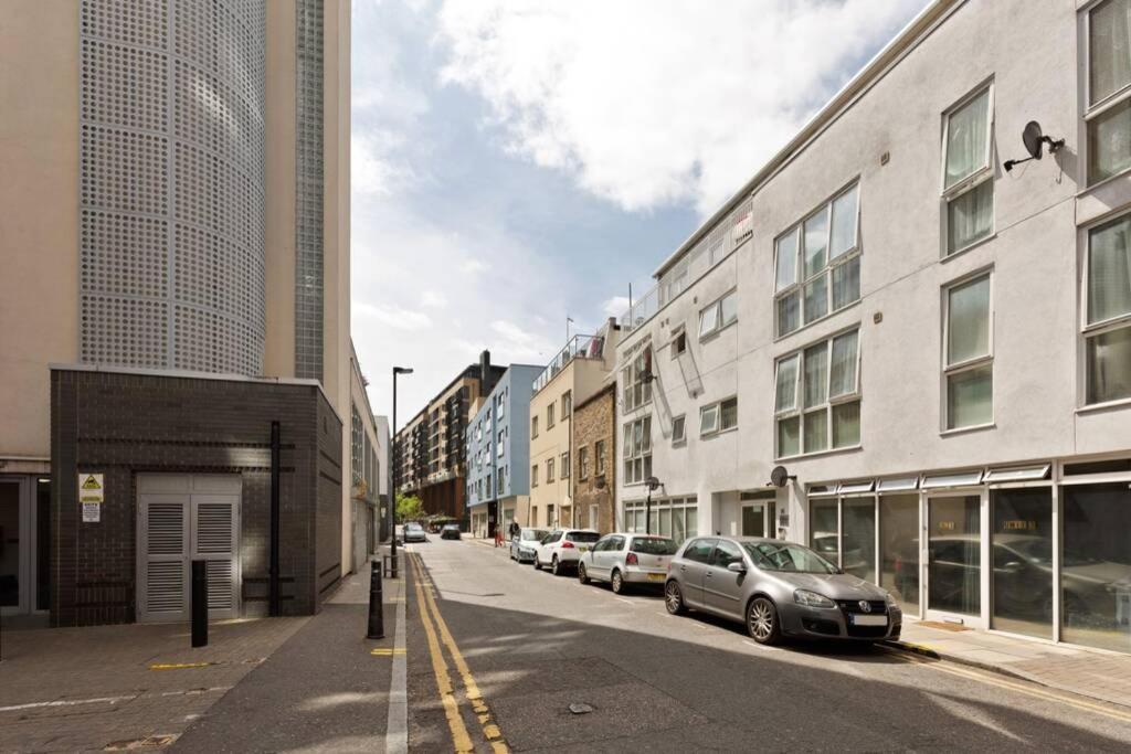 Stunning 1 Bed Canal View - Bethnal Green - Apartment London