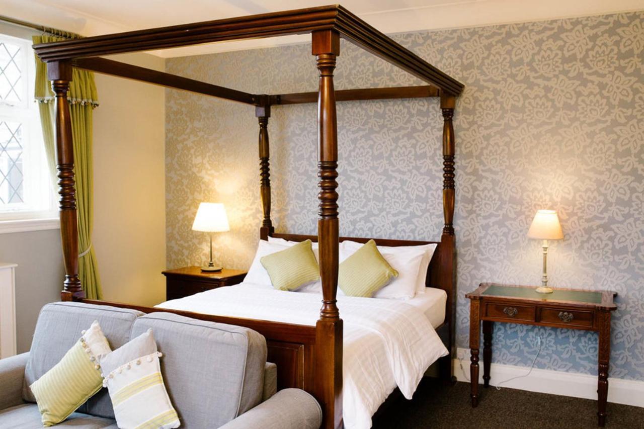 Of Wales - Townhouse London