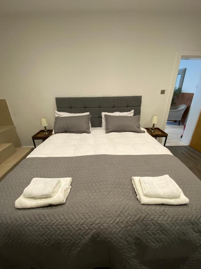 Kings Road With En-suite Bath