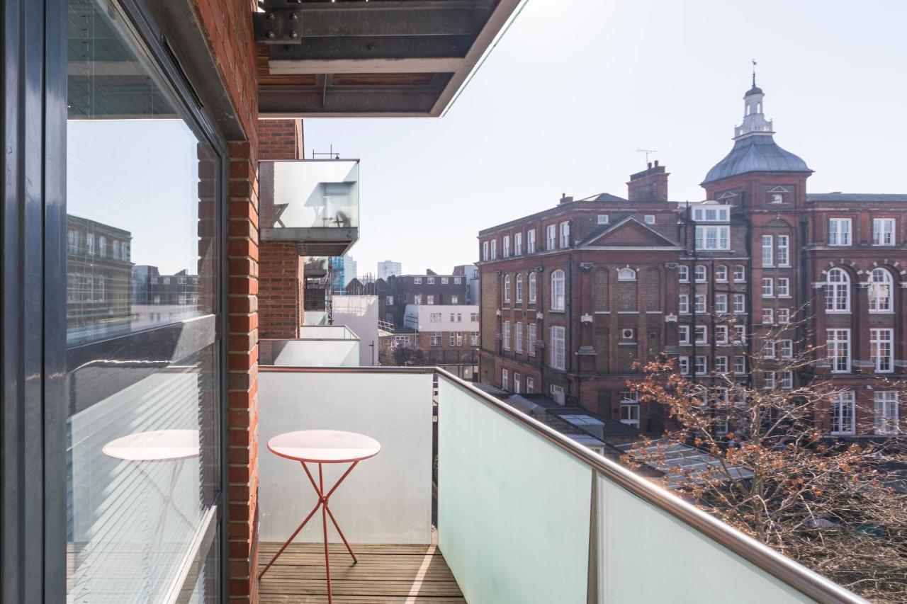 Apartment Luxury 2-bed Flat Parking And Close To The Tube *