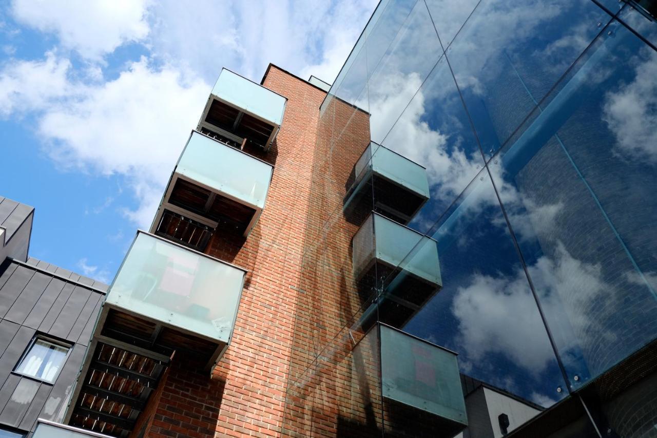 Apartment Luxury 2-bed Flat Parking And Close To The Tube