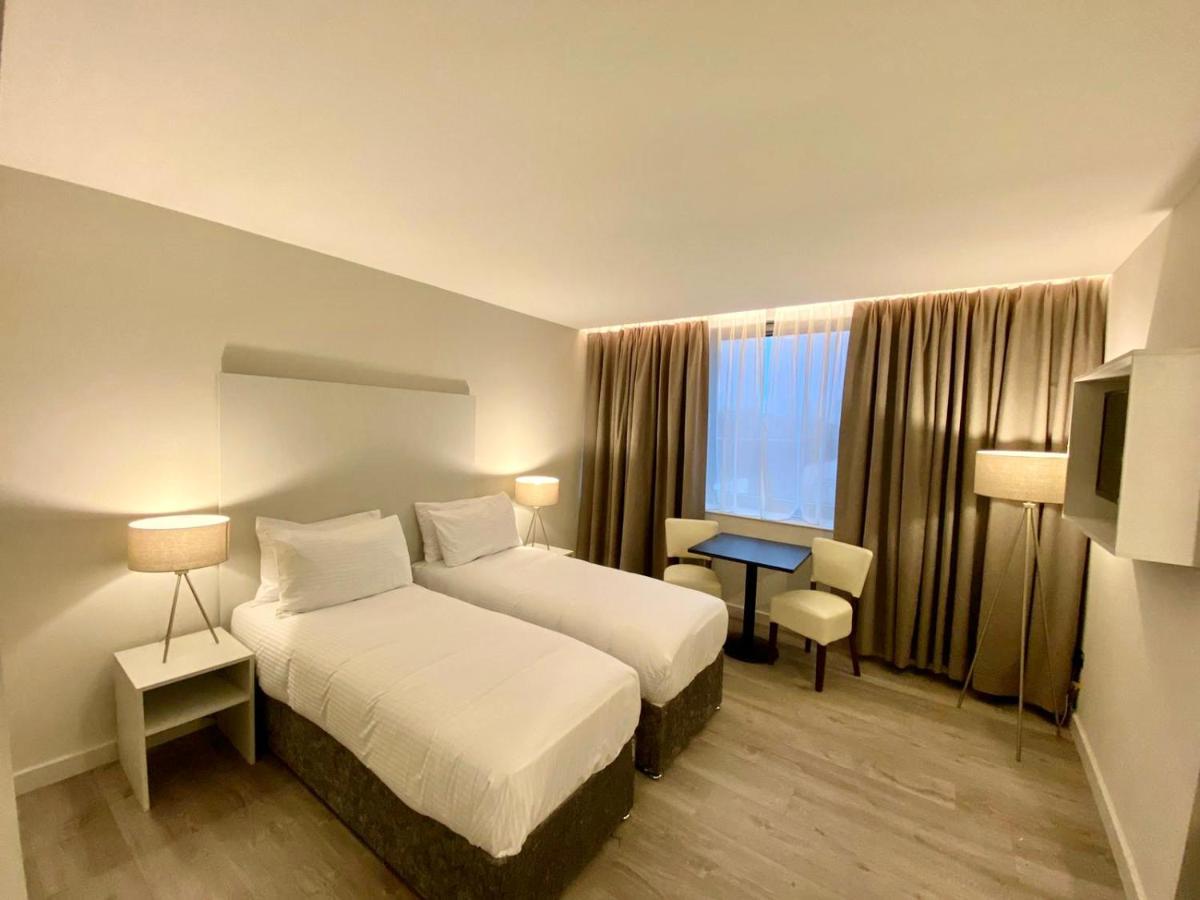 Axiom Park 4* Londen