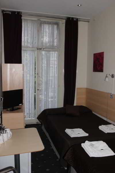 Hotel Tony's House 2*