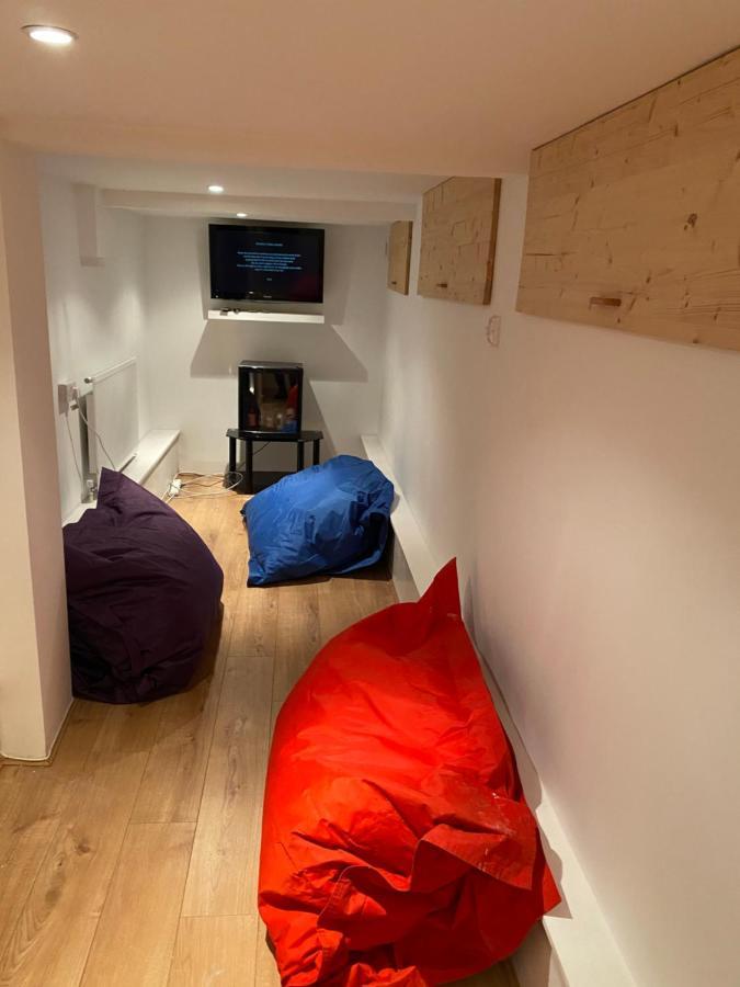 Stratford Cozy Double London