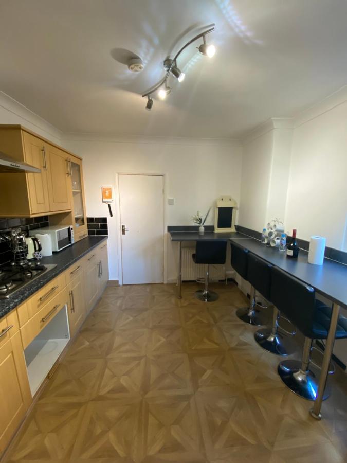 Privatunterkunft Stratford Cozy Double *