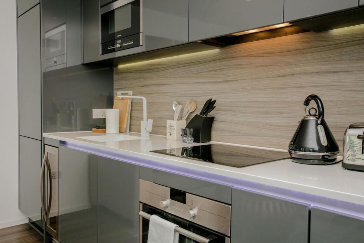 Modern 1 Bedroom Flat In Wandsworth Apartment London