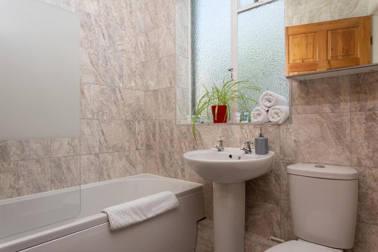 Fantastic 2bd Garden Flat In South London! *