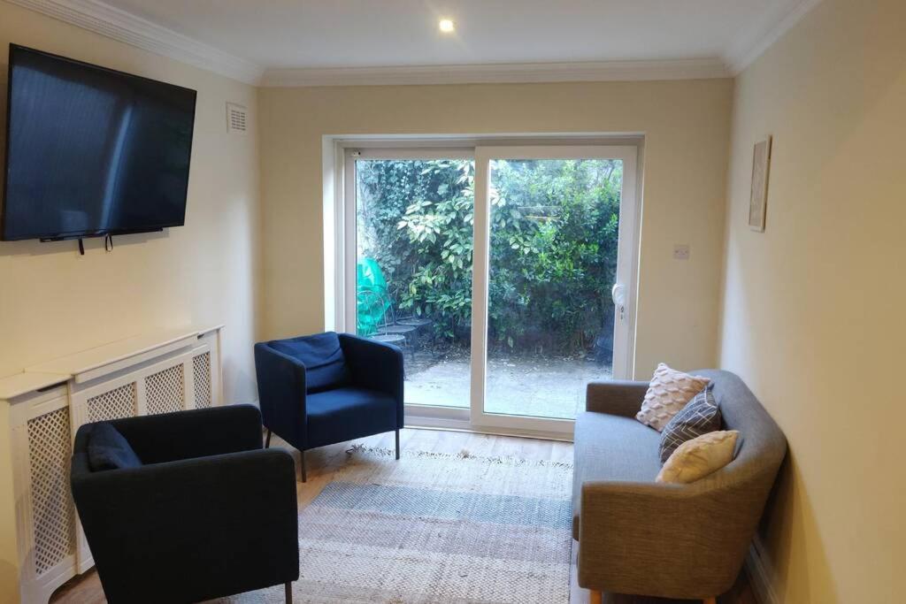 Battersea 3-bedroom With Patio Garden * Londen