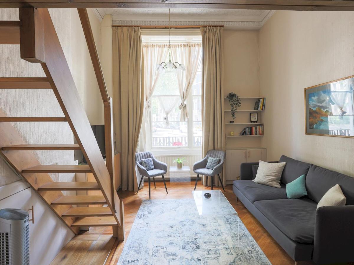 Hyde Park's Mezzanine Studio - Pass The Keys Appartement Londen