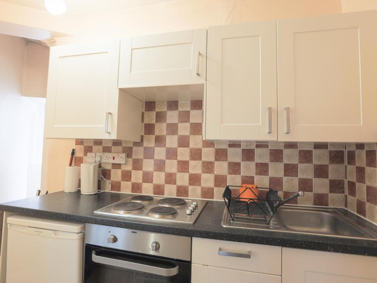 Hyde Park's Mezzanine Studio - Pass The Keys Appartement Londen
