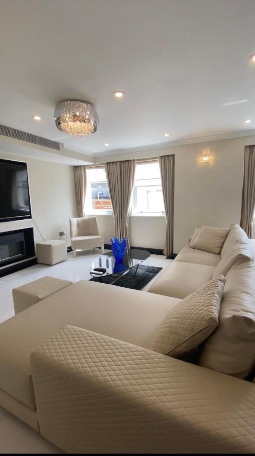 Kll Apartments-mayfair Apartment